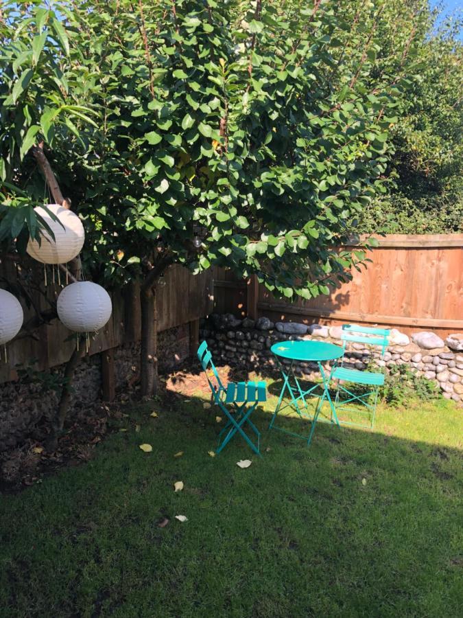 Pretty Self-contained Garden * Sheringham